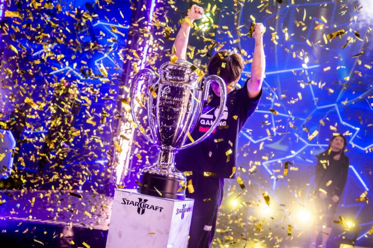 mood-iem-katowice2023-sc2-1