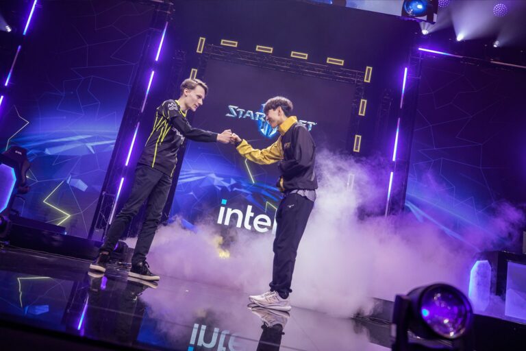 mood-iem-katowice2023-sc2-4