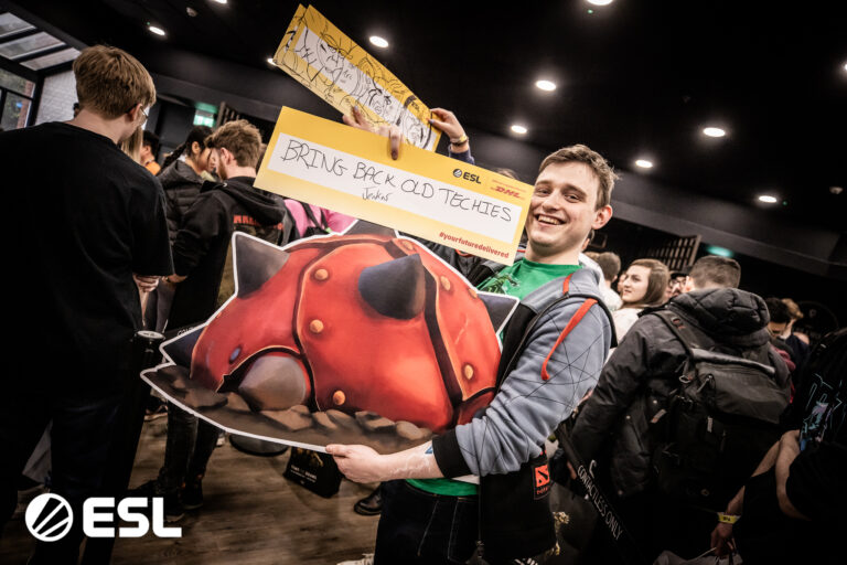 fan likes techies