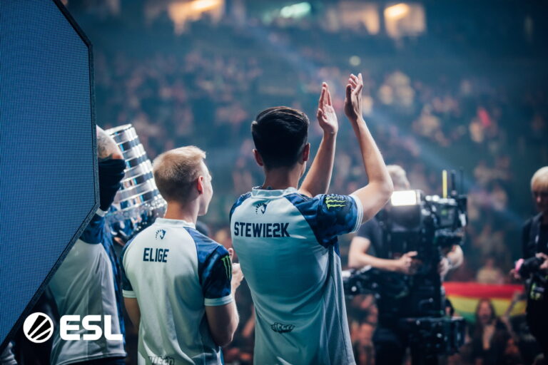 20190707_Adela-Sznajder_ESLOne-Cologne_06825 (1) (1)